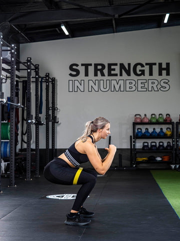 6 Fat-Blasting Cardio Workouts to Try With A Resistance Band - POWERBANDS®