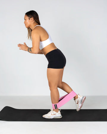 How Resistance Bands Can Benefit Dancers’ Training - POWERBANDS®