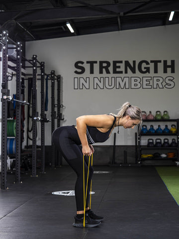 How Using Resistance Bands Can Help You Tone Your Glutes - POWERBANDS®